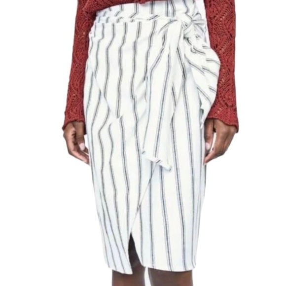 ZARA black and white side tie striped tulip skirt size XS - Picture 5 of 7